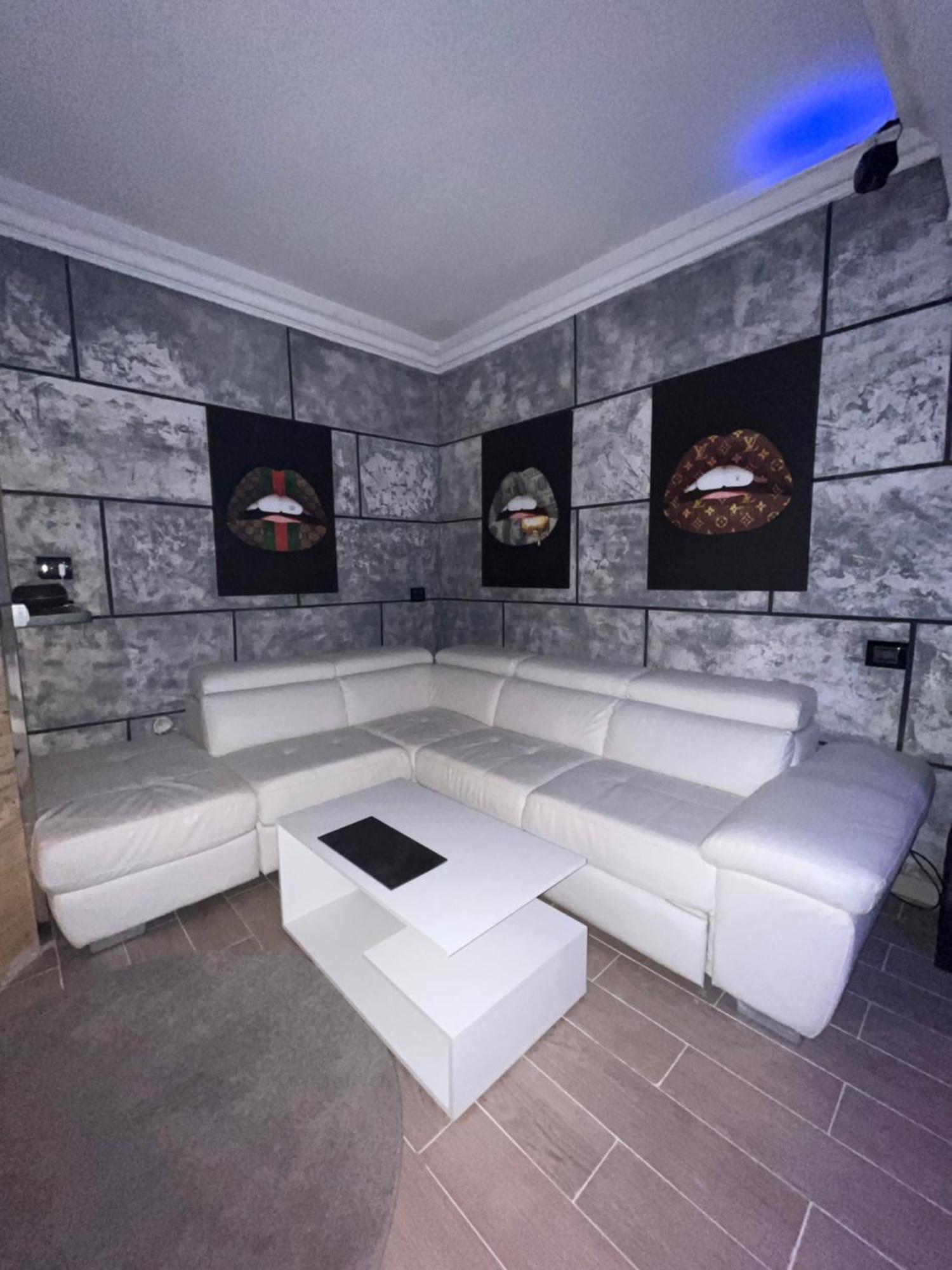 The Spa Suite Rome Bagian luar foto